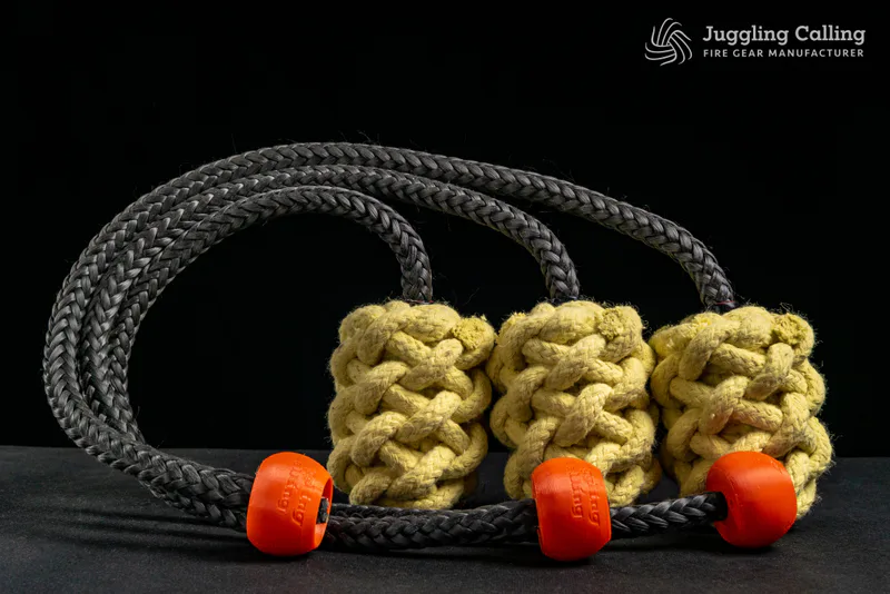 Isis Poi